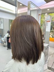 -首脑美发沙龙