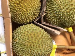 -上海龙吴水胜海发市场