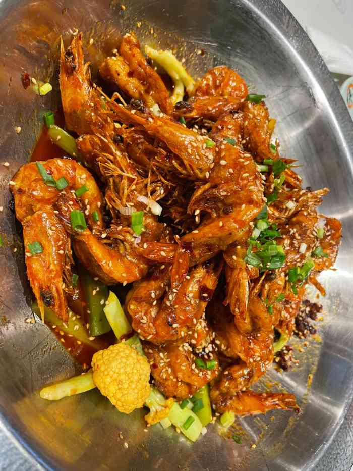 光头鸭恋虾干锅火锅(凤城六路店)-"位置:凤城六路银池底商,这条街上