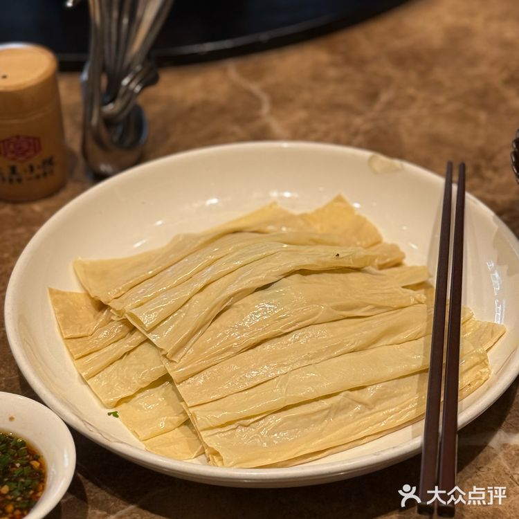 有烟火地方的“家宴”每道菜都是“原生态”的美味
