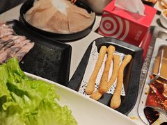 -海底捞火锅(宝龙广场夜宵主题店)