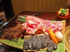 -山川小町·极番烧肉(新地假日广场店)