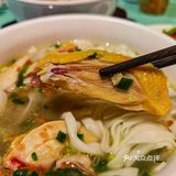这一碗五指毛桃鲜鸡粉让我秒回广西[点赞]