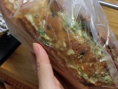 蒜蓉爆浆法棍-红跑车(文三路店)