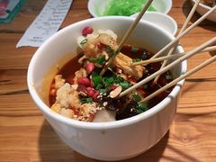 -诚铭记·虾仁汤包·成都小吃(融创店)