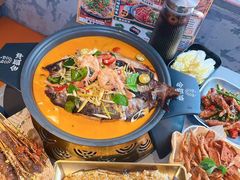 -令狐冲·炭烤活鱼(宝龙店)