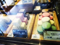 面包甜点陈列柜-麦当劳(新王府井店)