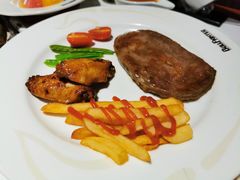 -爱丽丝牛排西餐厅(光谷步行街店)