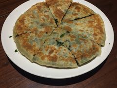 菠菜香菇素饼-福慧慈缘素食餐厅(王府井店)