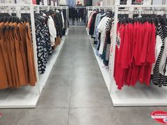 -BIGOFFS 超级折扣(仁恒伊势丹店)