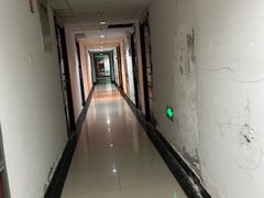 -Fashion果派影音酒店(小寨地铁站店)