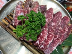 -草家酱蟹炭火烤肉店(珲春南路一店)