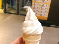 圆桶冰淇淋-麦当劳(望京国际商业中心店)