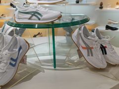 -云柏鞋业(十里堡店)