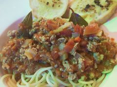 -Green Tree Rest. & Pub