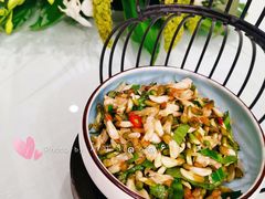 柠香鲜槐花-九十九顶毡房(阜石路店)