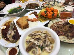 -东豪园林海鲜酒家(南港路辅路店)