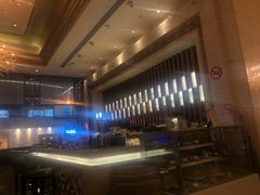 -香榭大堂吧 Champs-Elysées Bar(上海南新雅皇冠假日酒店)