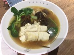 -牛吃草牛杂面(天一店)