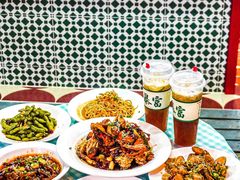 -捌贰虾蟹·江湖菜馆(江汉路店)