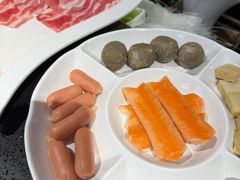 -宽板凳老灶火锅(台湾街店)