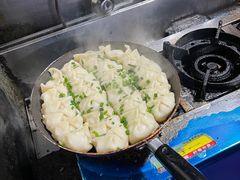 -无名氏宵夜小摊(祝家三姐妹馄饨店)
