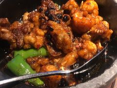 石锅杭椒牛蛙-桂满陇天书(南京德基旗舰店)