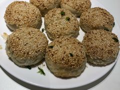 萝卜丝饼-国际青年会议酒店-苏莱斯餐厅