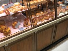 面包甜点陈列柜-山崎面包(静安久光店)