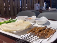 -三个大叔烤羊肉串·歌手驻唱·碳烤鲜肉(西三旗店)
