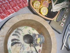 -老福耶小草帽石锅鱼(奥体店)
