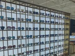 -世纪大明眼镜·蔡司战略授权店(汉街店)