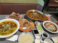 -邑金陵北京烤鸭店·现炒家常菜(ITC MALL店)