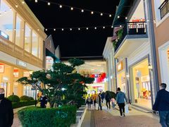 -王府井奥莱临潼小镇(临潼店)