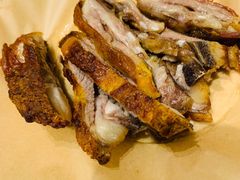 馕坑果木烤羊排-巴扎美食·新疆菜·西域歌舞表演餐厅(新疆大厦店)