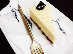 -UNI UNI(环亚凯瑟琳店)
