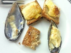 -亚洲国际大酒店·云顶阁旋转自助餐厅