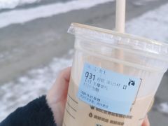 -瑞幸咖啡(凯德埃德蒙顿路店)