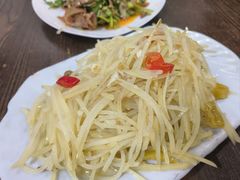 酸辣土豆丝-老地方鱼馆