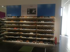 -首创奥特莱斯(西安店)