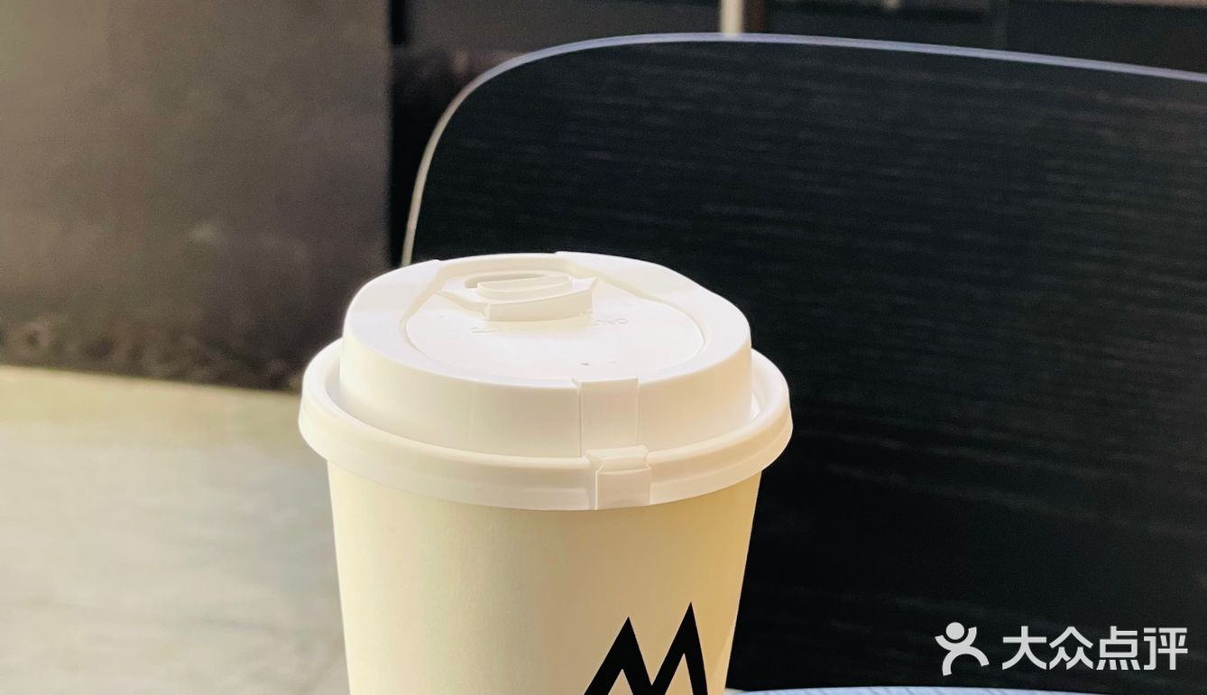 M stand正大店喝杯美式，终于没有美食圈的人