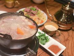 -阿里家·新疆烤肉酒場 by MIG