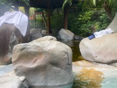 -水底山庄园温泉