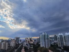 -拿渡麻辣香锅(世茂广场·工三店)