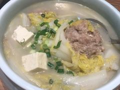 狮子头白菜豆腐汤-金掌勺·锅包肉(广渠门店)