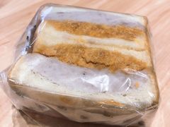 -沁屋面包店(人民东路店)