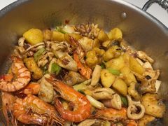 -七欣天香辣蟹火锅(无锡金太湖国际城店)