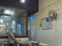 -桥里桥烧饼铺