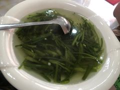 -泸沽肴(泸沽湖大洛水村农村信用社旁店)