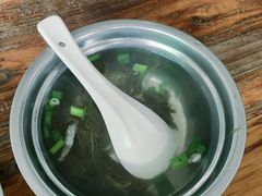 -灵山卢梅燕粉店